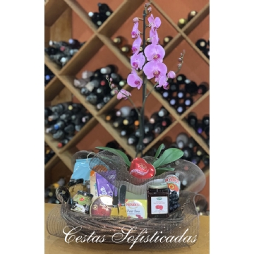 Cesta Orquideas com Guloseimas