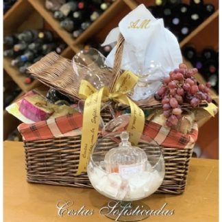 Cesta Queijos e Vinhos com Caviar